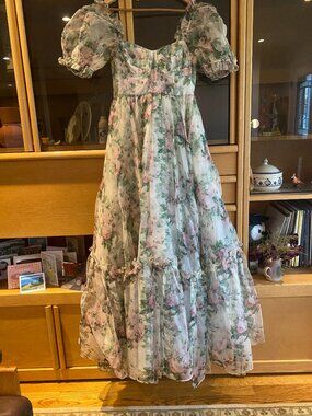 The garden roses silk gauze ritz